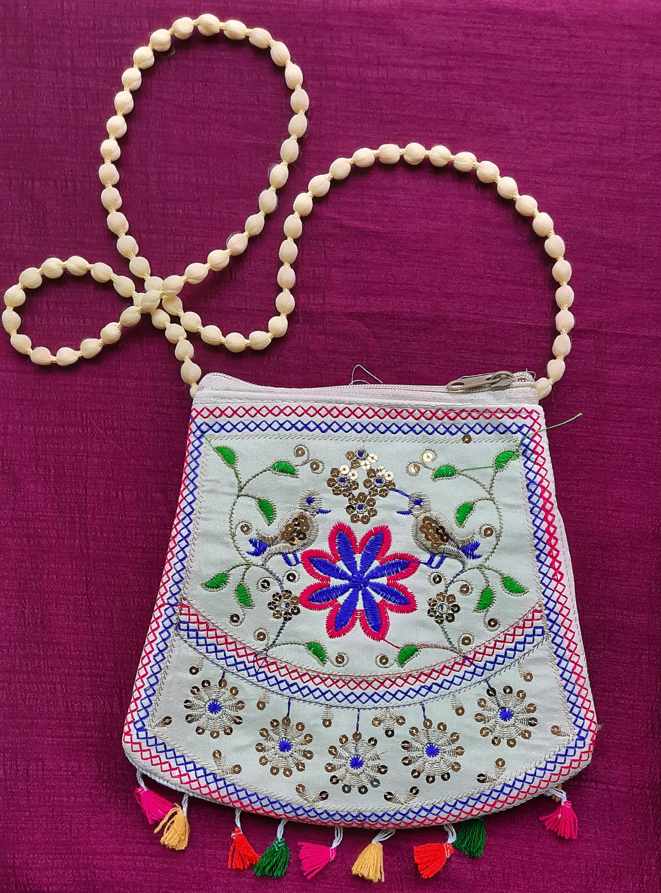 Dhoom City : Handmade Embroidered Cotton Bags Jaipuri Design For Girls ...